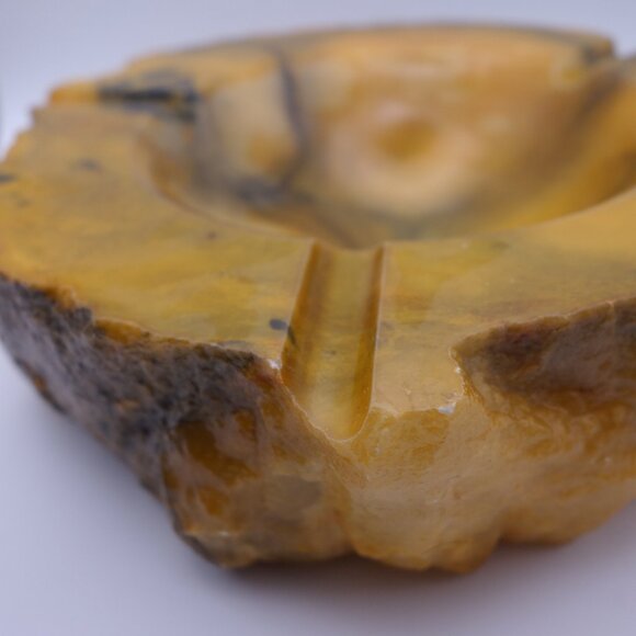 Genuine Alabaster Made in Italy Ash Tray - Picture 5 of 16